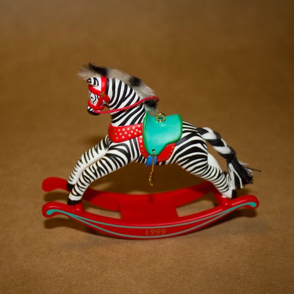 Keepsakes Zebra Rocking horse - Picture 3 of 5